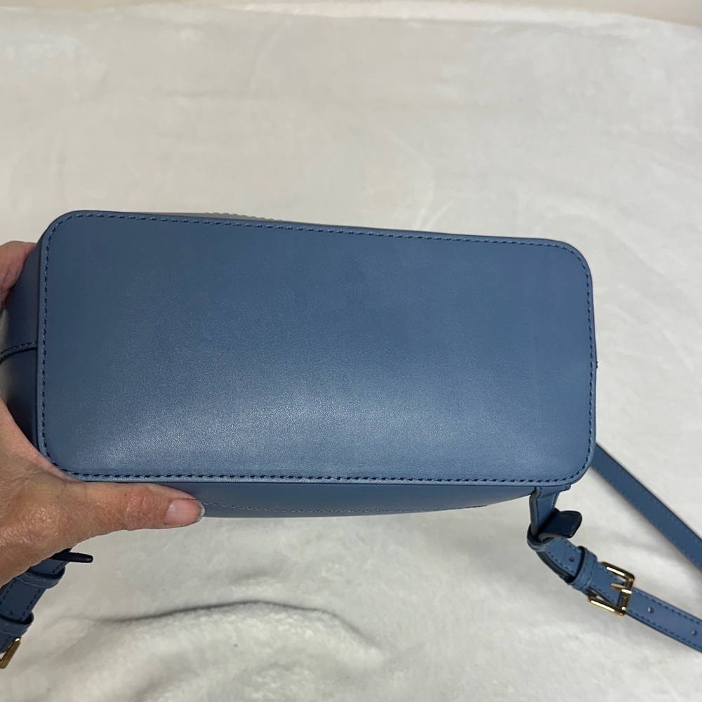 Michael Michael Kors
NEW HARRISON MEDIUM SAFFIANO LEATHER BACKPACK MSRP 358 - Picture 5 of 16